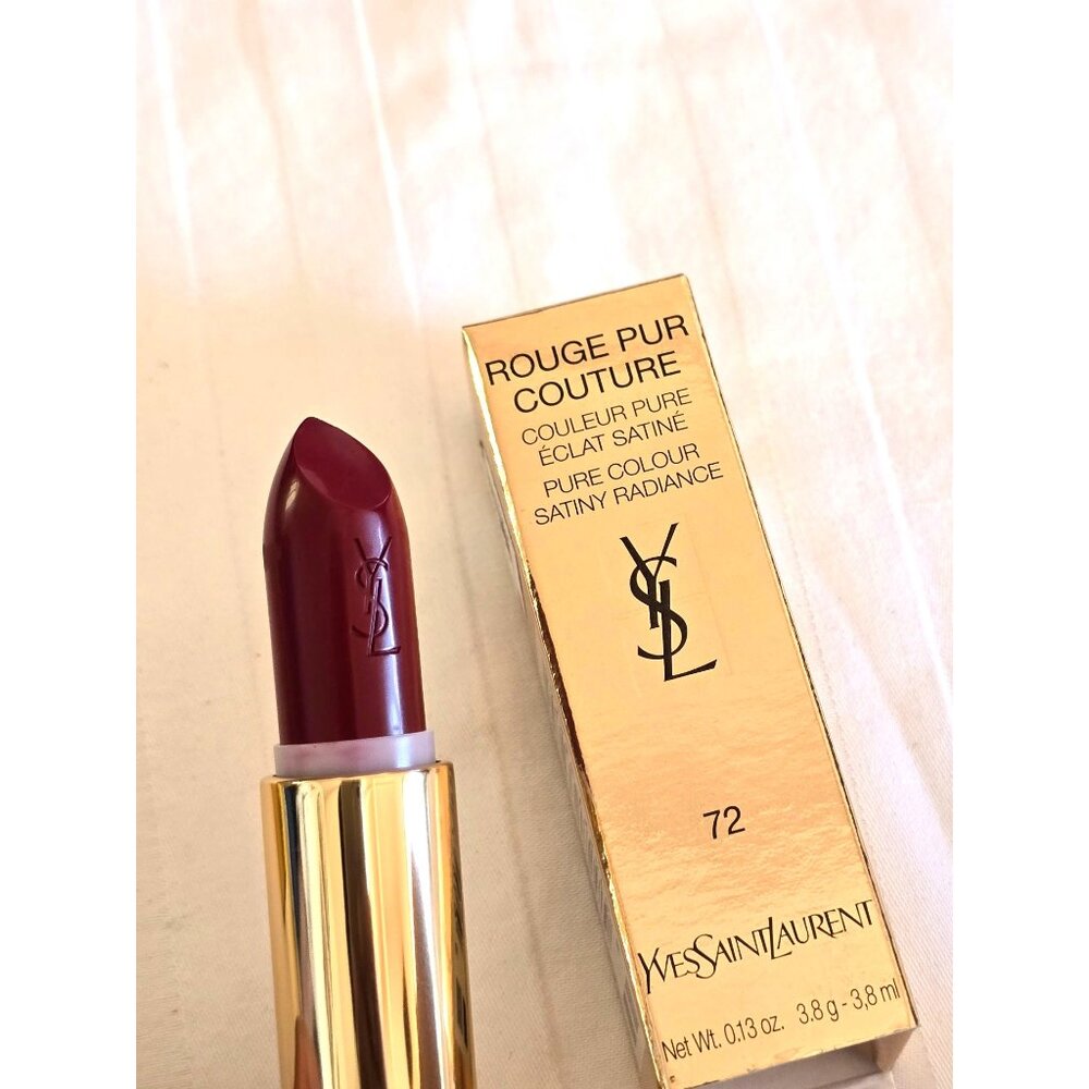 YSL Rouge Pur Couture Pure Colour Satiny Radiance Rouge Vinyle 72 Lipstick MU2